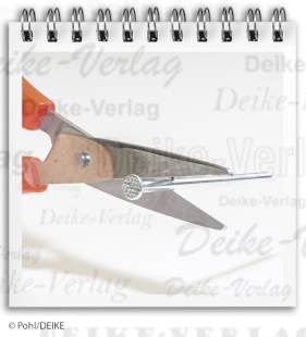 Nagelschere - Um die Ecke geschaut