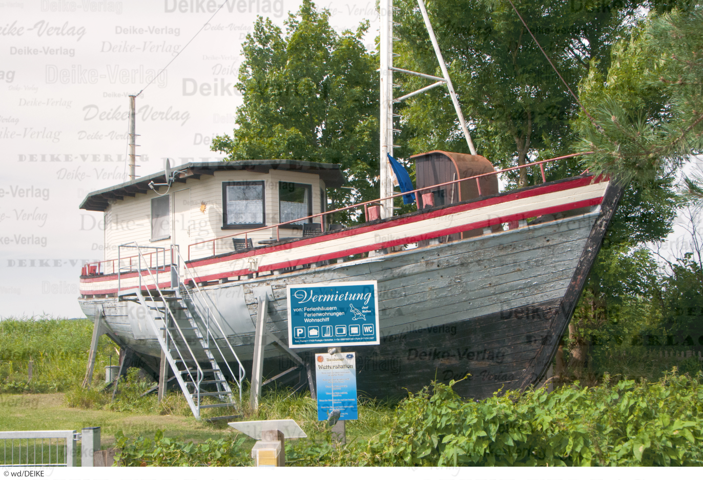 Boot zu Land